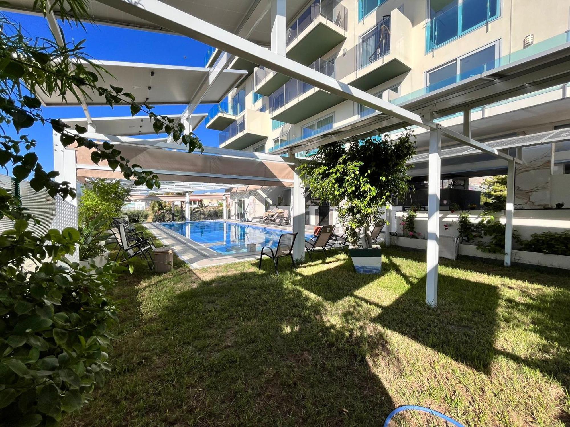 Apartamentos Oasis De La Cala フィネストラット エクステリア 写真