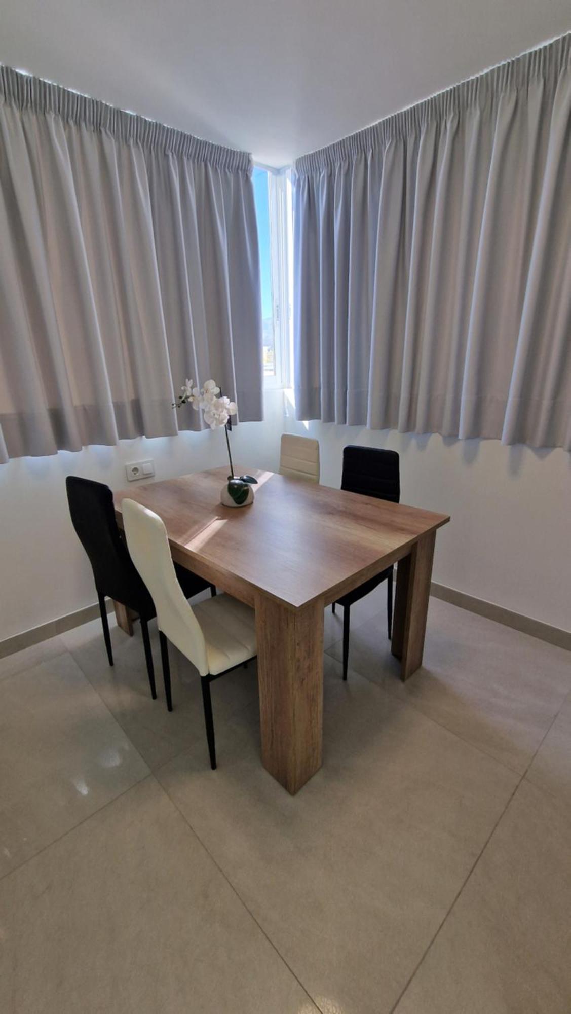 Apartamentos Oasis De La Cala フィネストラット エクステリア 写真